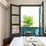 Ink House Of Europe Hotel